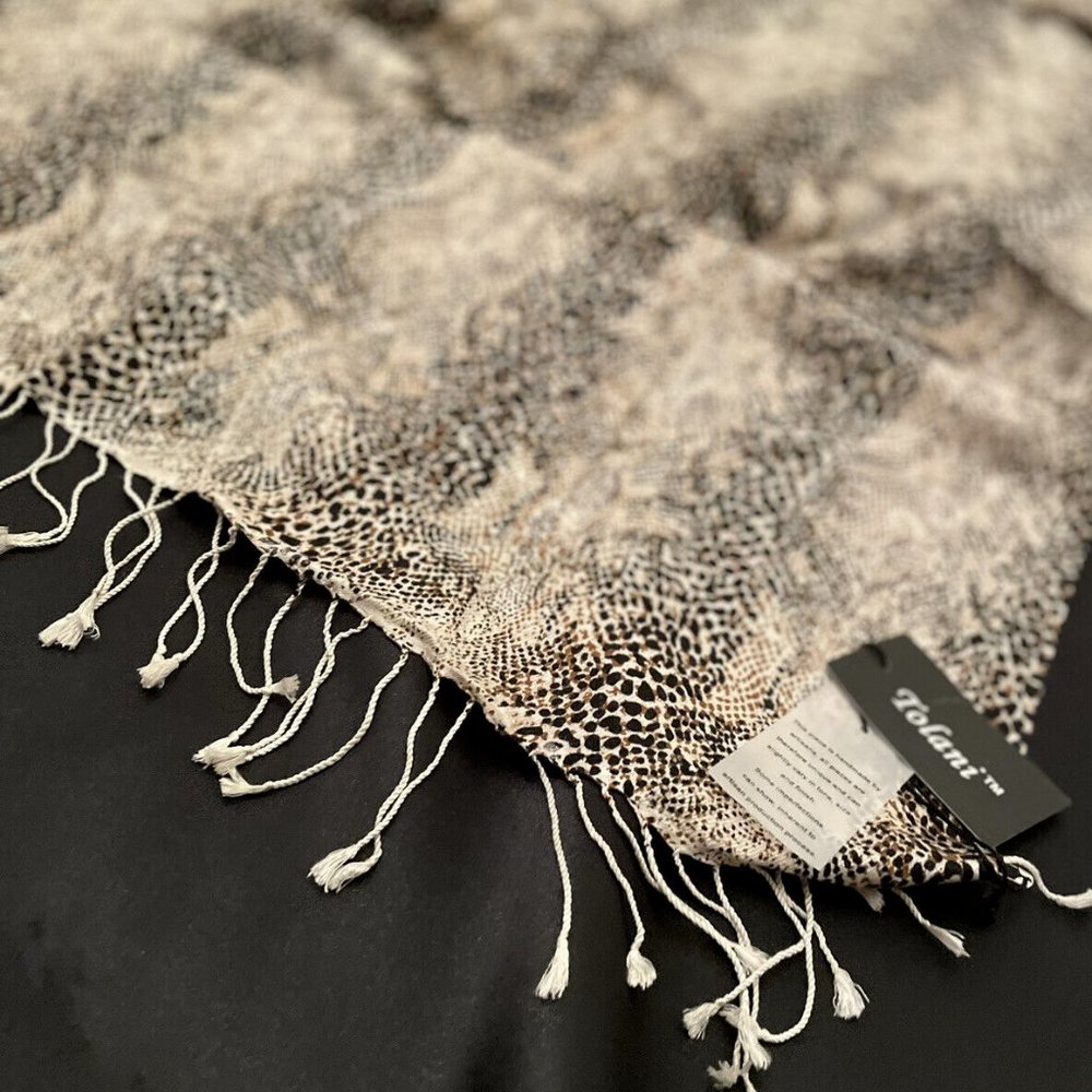 Tolani Scarf wrap Silk Snake Skin Printed 27x 84 Lightweight Brand New With Tag
